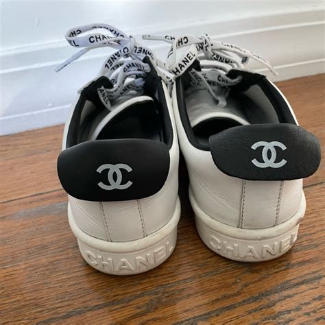 chanel weekender sneaker